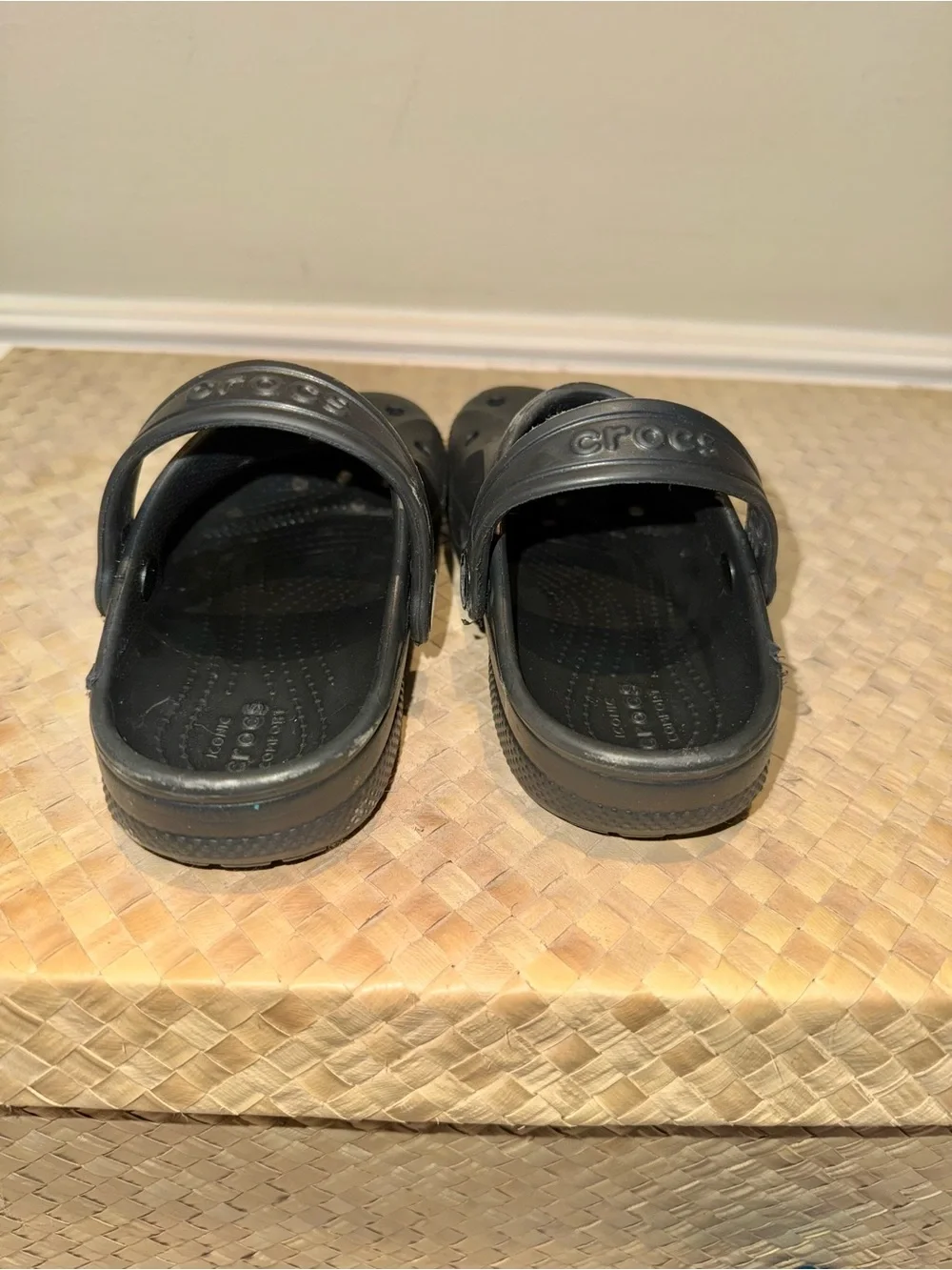 Kids Crocs - Size Children’s 10 - Black Slip-On Clogs - LIKE NEW